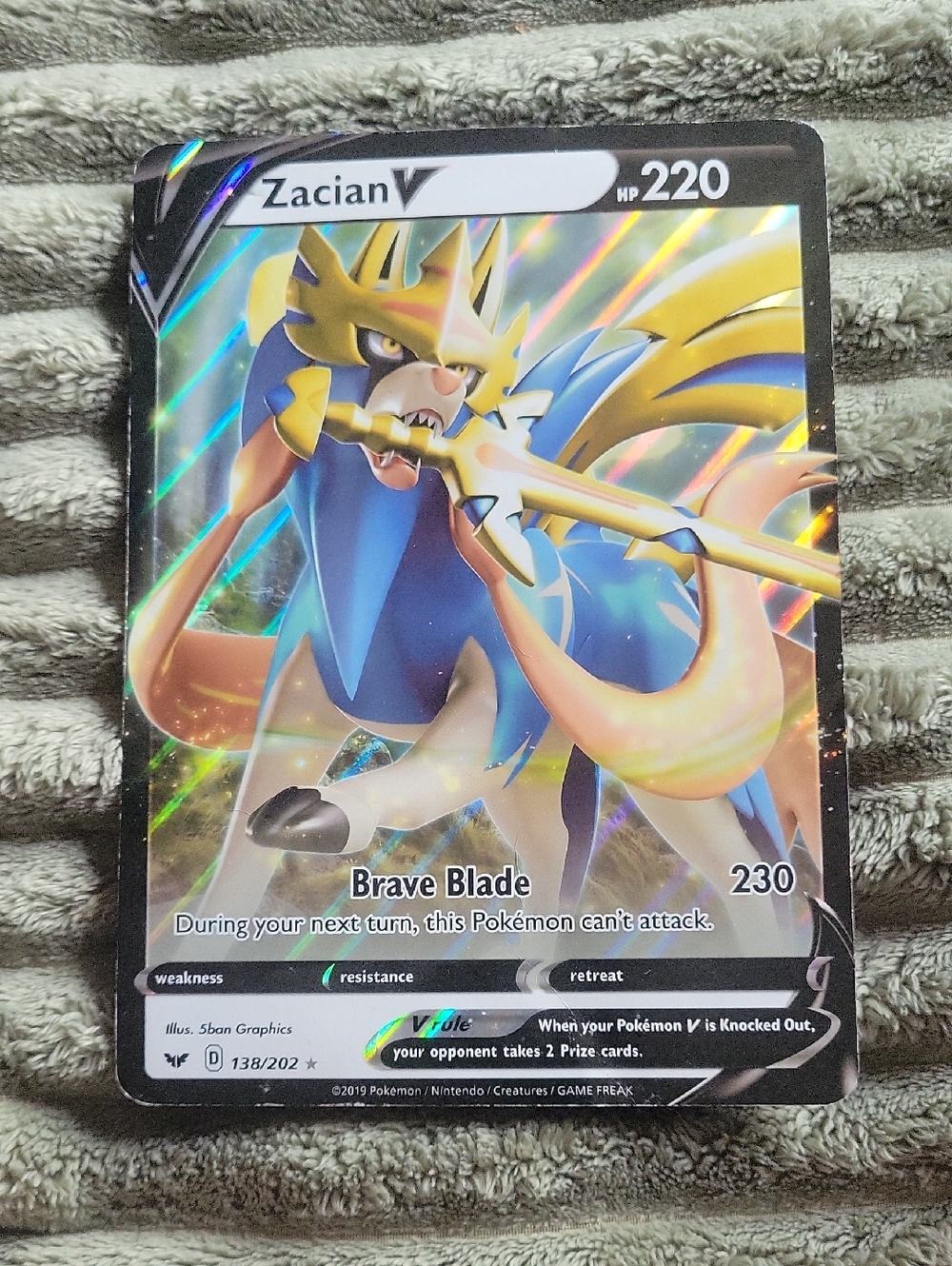 Pokemon Zacian V Holo Blue Yellow Gold Trading Card